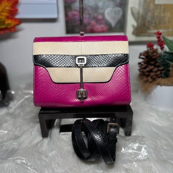 Authentic TOD\'S Shoulder or Crossbody Bag real Python Leather